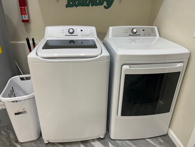 Washer/dryer, hot water heater - 812 Commercial St