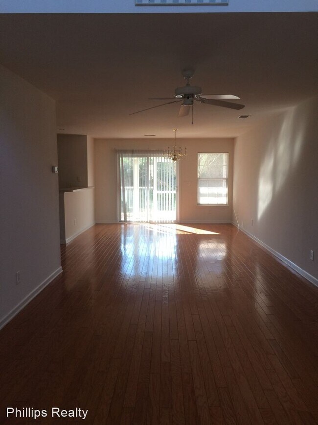 Building Photo - 3 br, 2.5 bath House - 1404 Harvester Circle