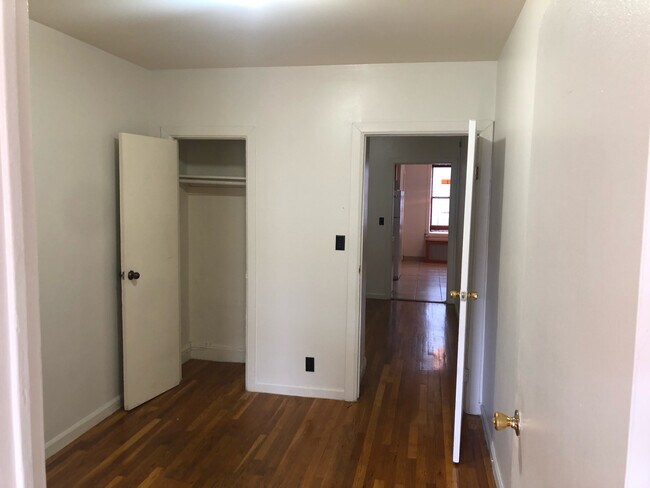 Foto del edificio - 2244 1st Avenue