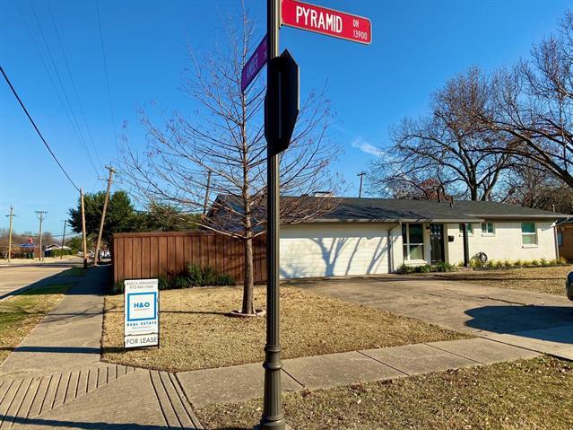 Foto del edificio - 13938 Pyramid Dr