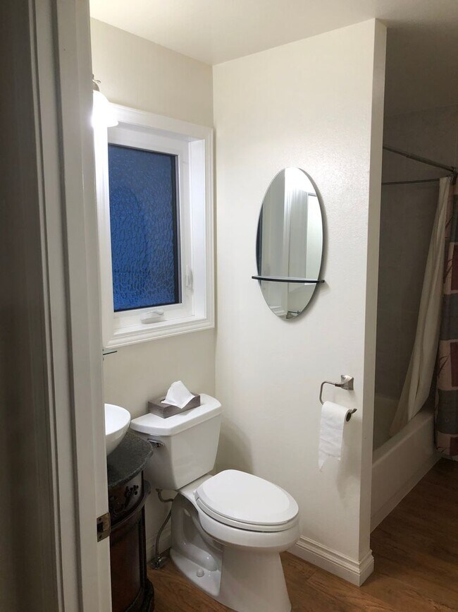 Foto del edificio - 3BR, 2BA, 1 car garage with spectacular vi...