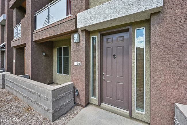 Foto del edificio - 6745 N 93RD Ave