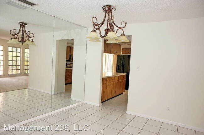 Building Photo - 4 br, 2 bath House - 538 Fairway Terrace