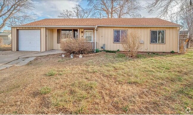 Building Photo - 1009 Apache Dr