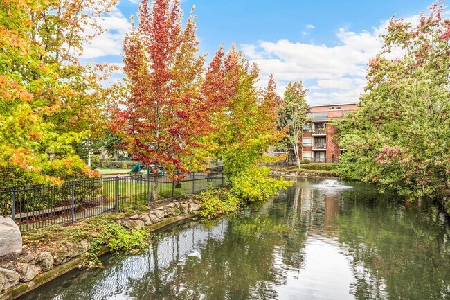 Foto del edificio - Waterbrook Loft and Apartments