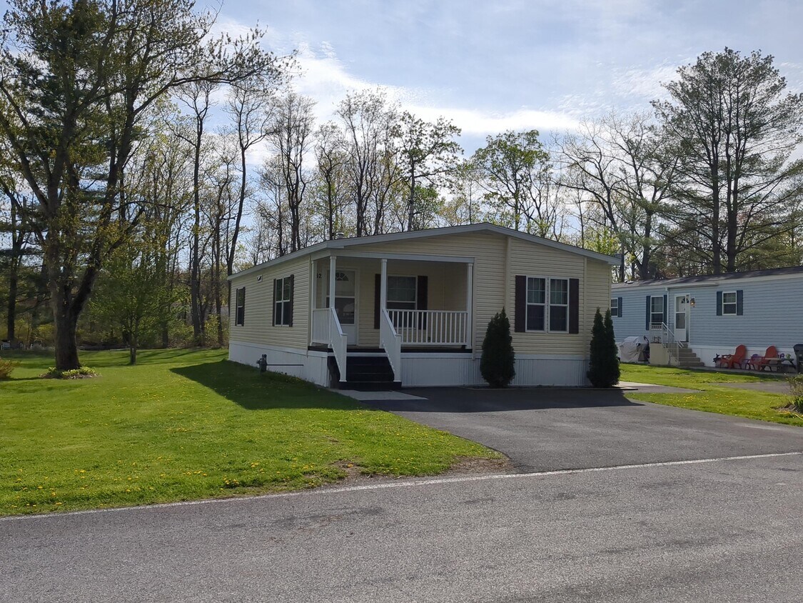 Foto principal - 52 Edgewood Dr
