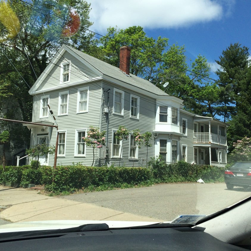 Primary Photo - 123 S Pleasant St