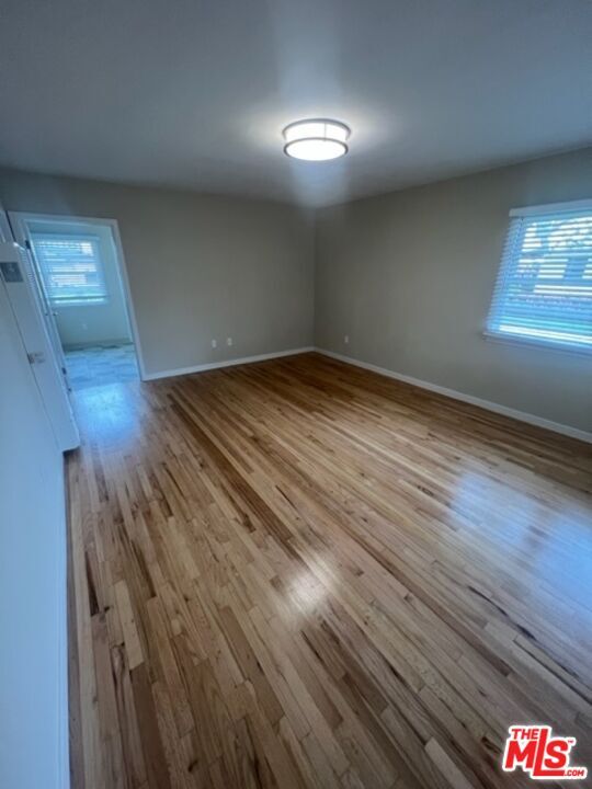 Building Photo - 972 Elkland Pl