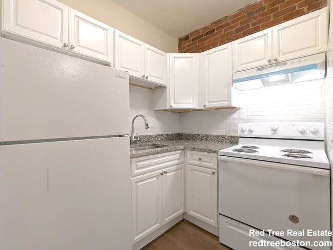 Building Photo - 54 S Huntington Ave