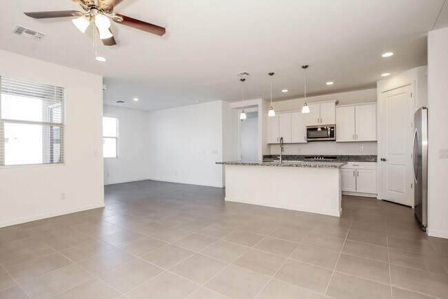 Foto del edificio - 5630 W Notch Hill Rd