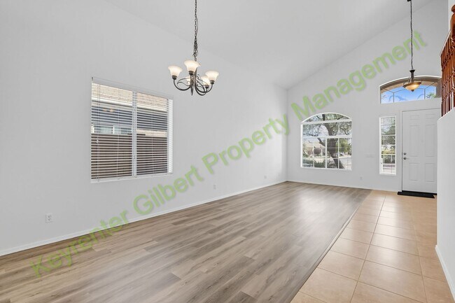 Foto del edificio - Beautiful 5 bed / 3 bath Home in the San Tan Heights Community of San Tan Valley