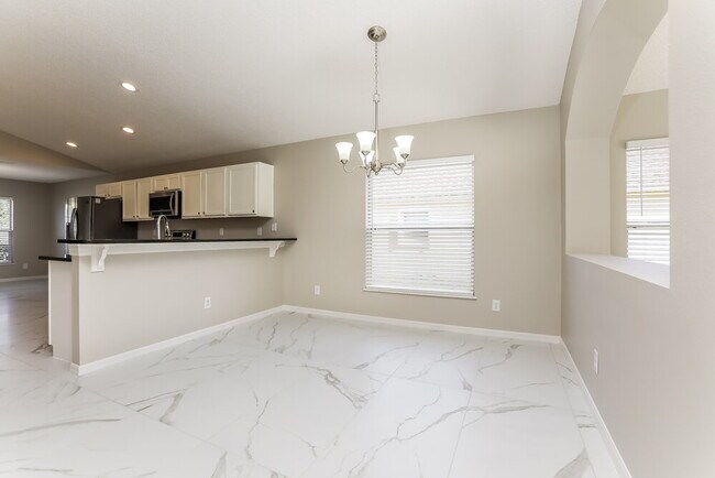 Building Photo - 4132 Waltham Forest Dr