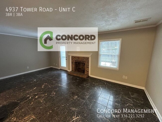 Foto del edificio - 4937 Tower Rd