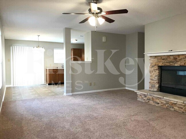 Foto del edificio - 1947 Prairie Sky Ln