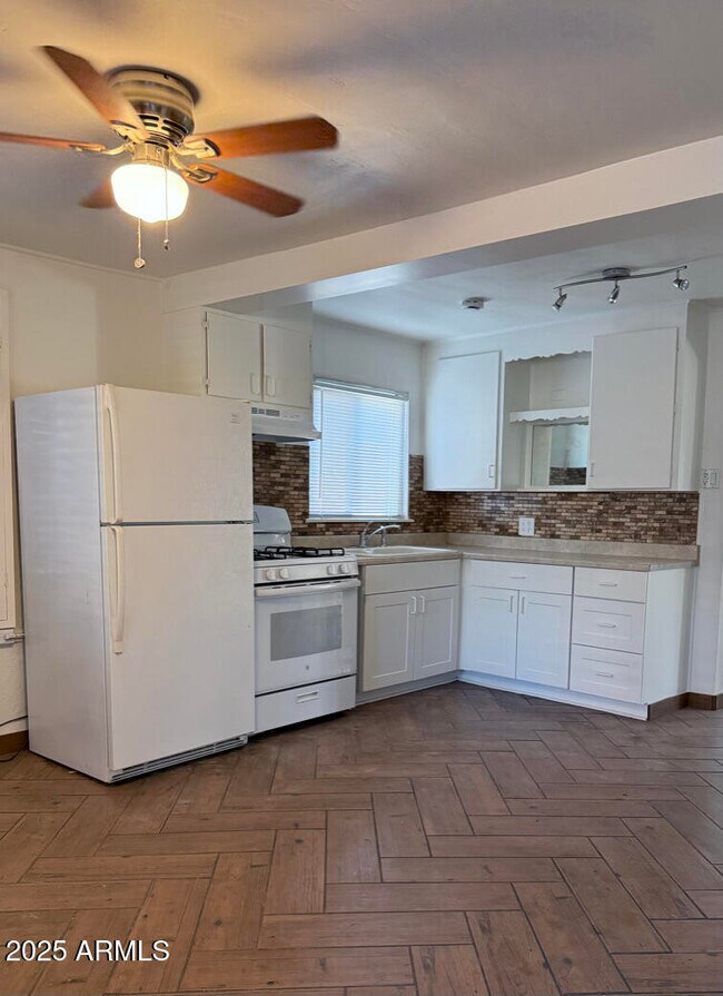 Foto del edificio - 3721 N 12th St
