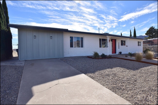 Building Photo - 3600 Volcanic Ave