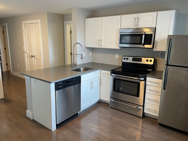 Foto del edificio - 543 Dorchester Ave