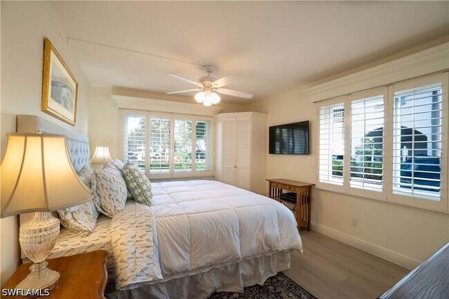 Foto del edificio - 388 4th Ave S