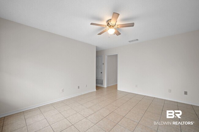 Building Photo - 20938 Liberty Ln