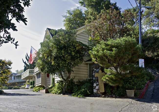 Foto del edificio - 23 Clifton Ave