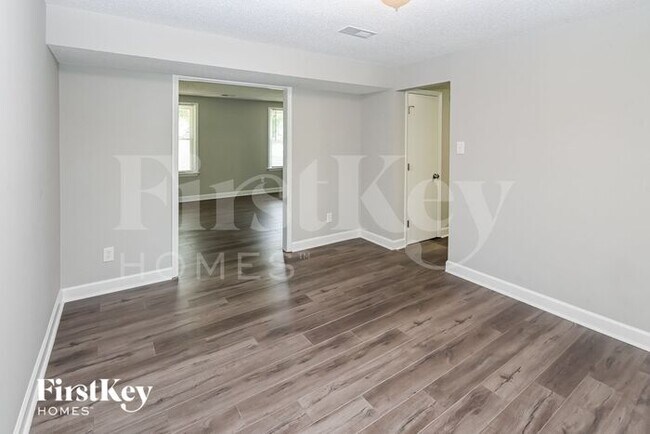 Building Photo - 10800 Balbriggan Ct