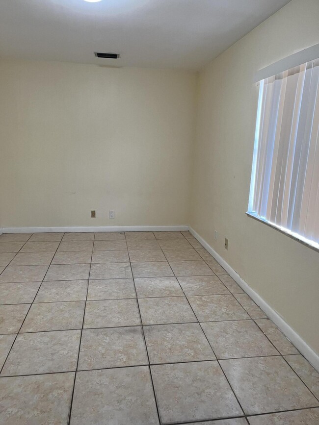 Building Photo - 5 Crossings Cir