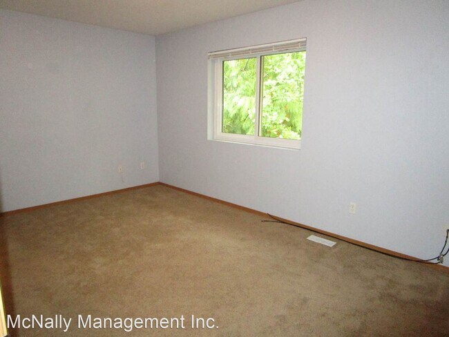 Building Photo - 3 br, 2.5 bath House - 7409 Larkspur Court