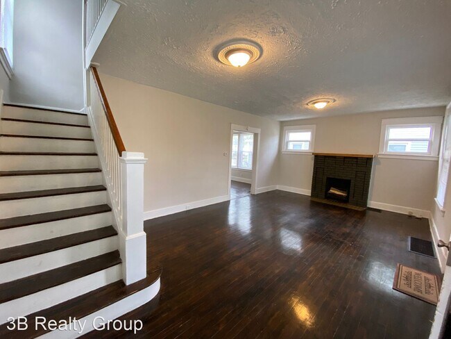 Building Photo - 3 br, 1.5 bath House - 4804 Glenshade Ave.