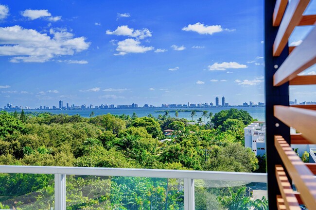 Foto del edificio - 3900 Biscayne Blvd