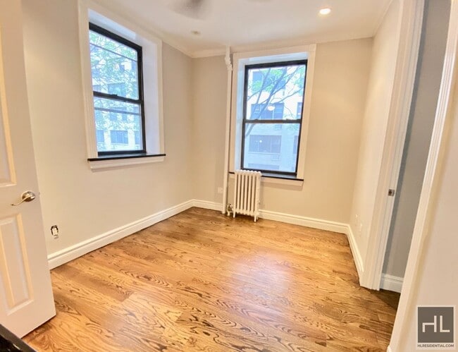 Building Photo - East 35th Street