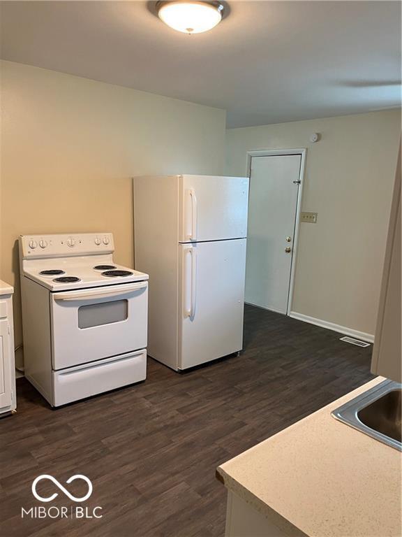 Foto del edificio - 6205 E 12th St