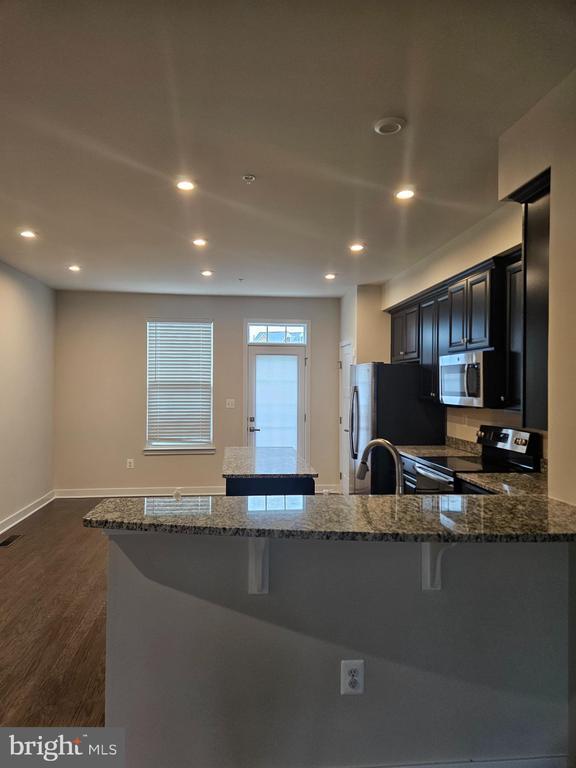 Foto principal - 708 Sky Bridge Dr