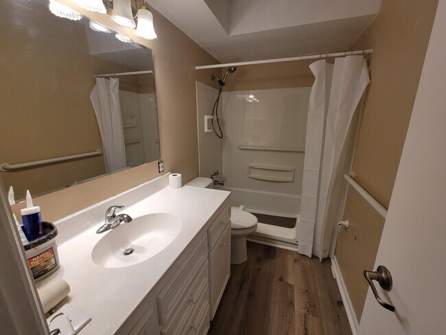 Foto del edificio - 7433 48th Ave