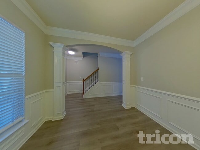 Building Photo - 10719 Cove Point Drive