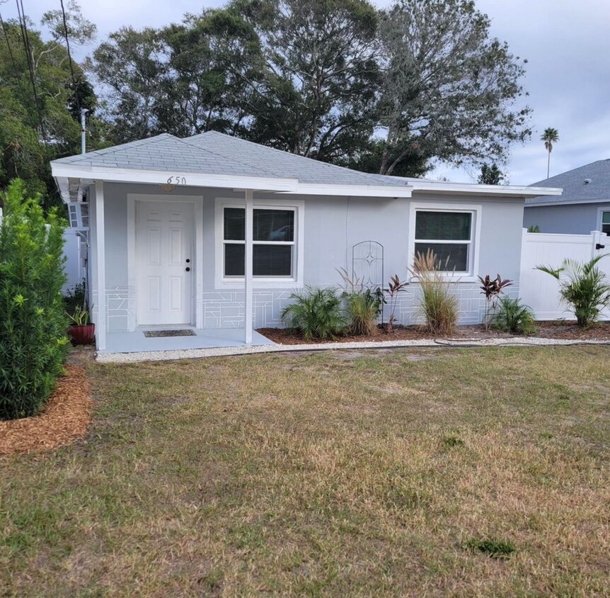 650 Elm St, Safety Harbor, FL 34695 House Rental in Safety Harbor, FL