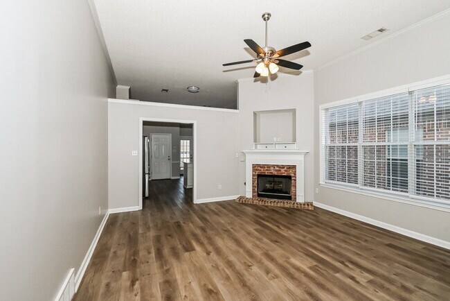 Foto del edificio - 8698 Macon Rd