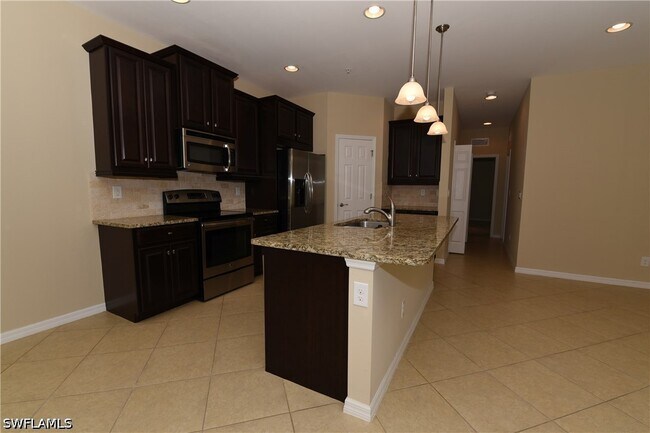 Building Photo - 8560 Evernia Ct