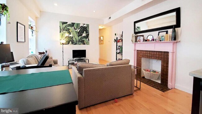 Foto del edificio - 1311 Spruce St