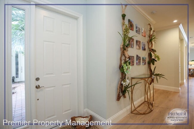 Building Photo - 3 br, 3.5 bath House - 7128 Lemuria Circle...