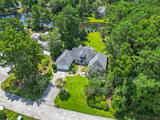 Building Photo - 806 Edisto Court