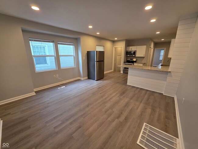 Foto del edificio - 834 Lasalle St