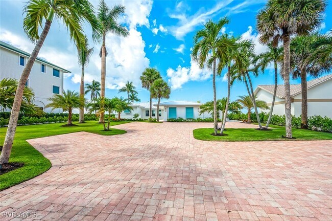 Building Photo - 10341 Gulf Shore Dr