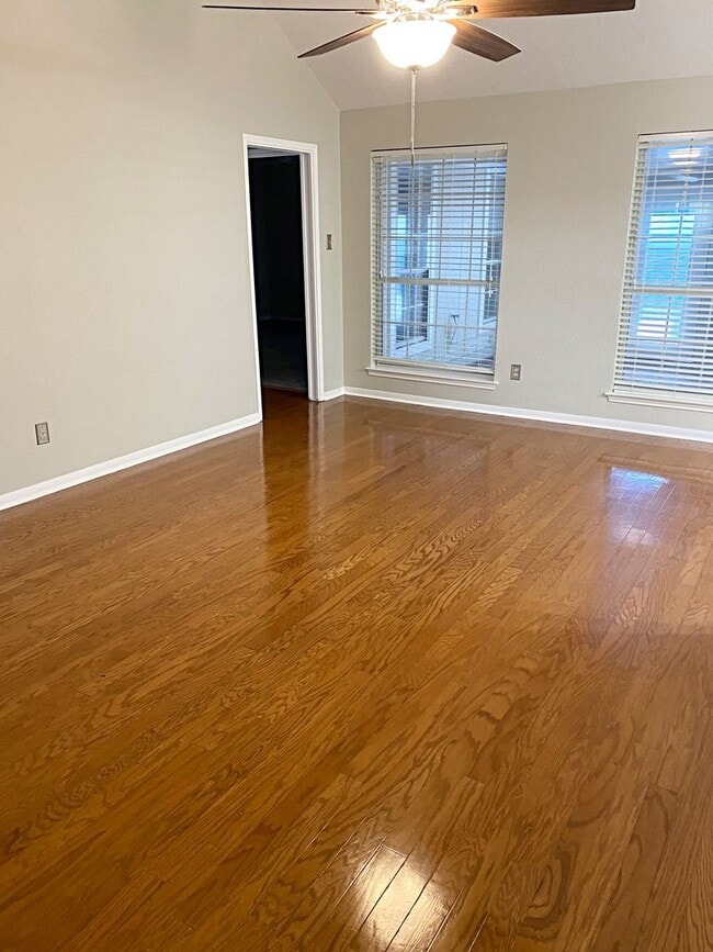 Foto del edificio - 9170 Manion Dr