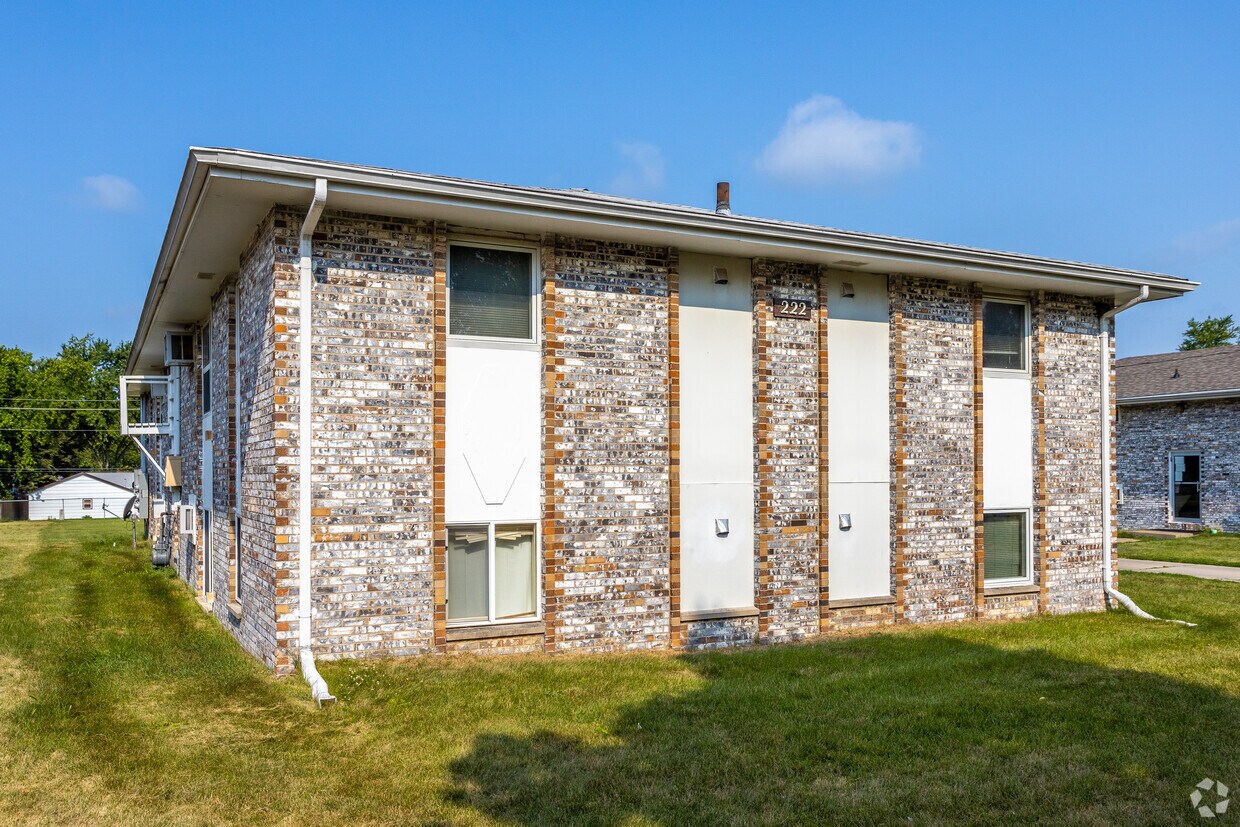 Foto del edificio - 222 NW College Ave