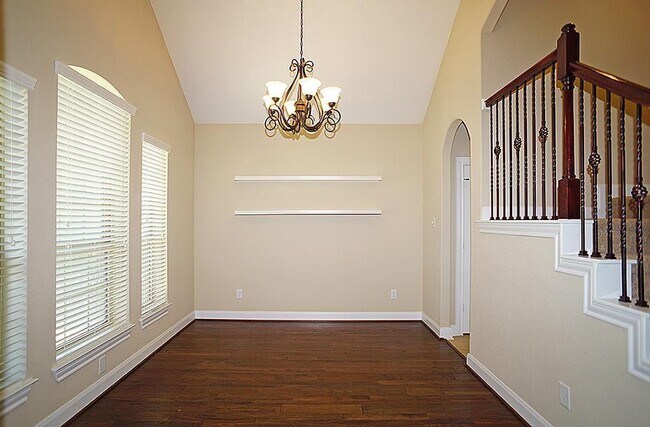 Foto del edificio - 24610 Wild Oak Lake Dr