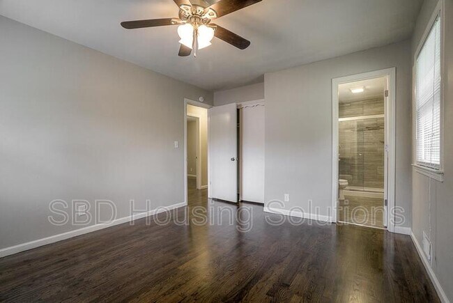 Foto del edificio - 6307 E 102nd Terrace