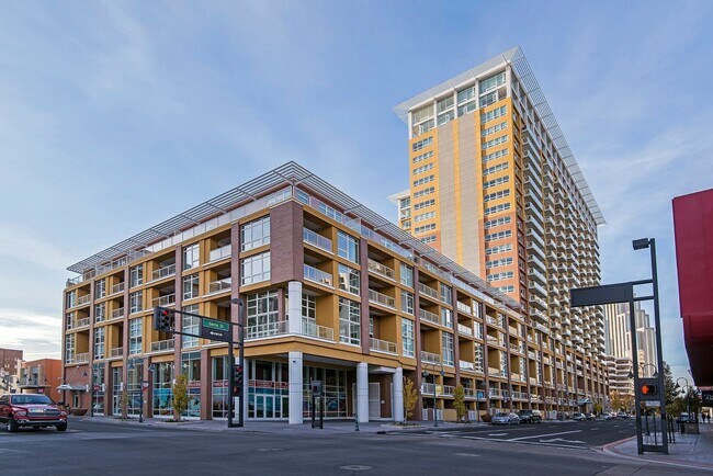 Foto del edificio - 255 N Sierra St