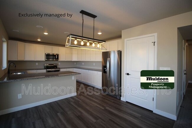 Building Photo - 10466 Luneth Dr