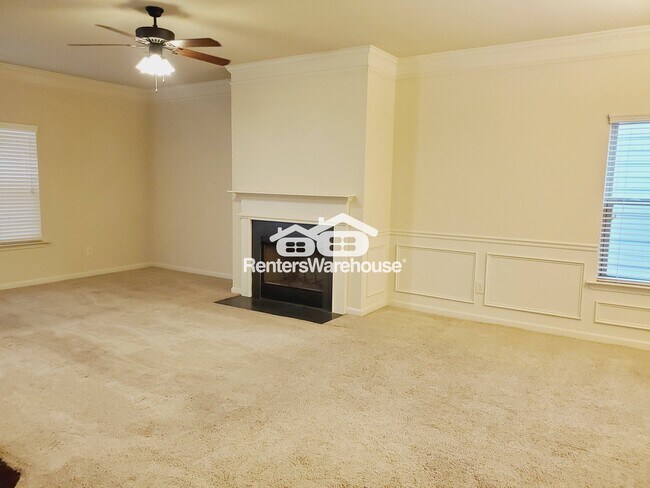 Building Photo - 1820 Homeside Dr