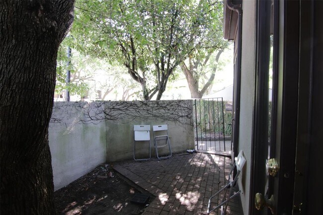 Building Photo - 2602 Rice Boulevard